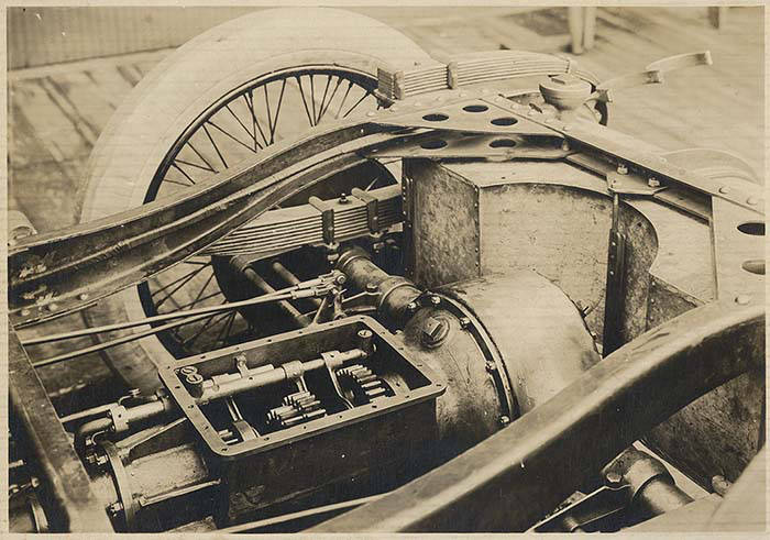 Public-domain historical transmission photo from 1914 Ajax Motor Car